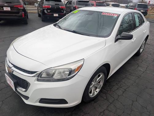 Summit White 2016 Chevrolet Malibu Limited LS