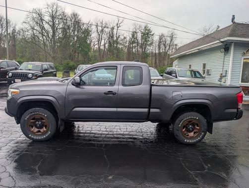 Magnetic Gray Metallic 2016 Toyota Tacoma SR