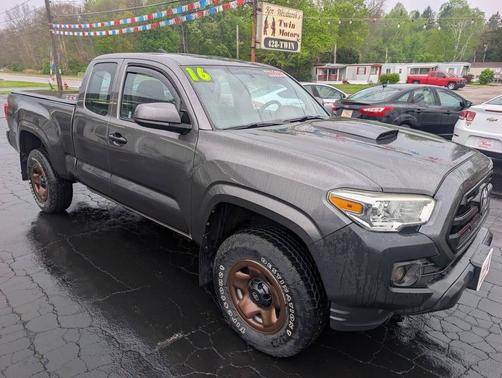 Magnetic Gray Metallic 2016 Toyota Tacoma SR