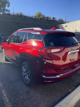 2023 GMC Terrain Denali