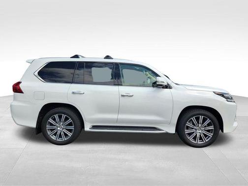 Starfire Pearl 2017 Lexus LX 570 Base