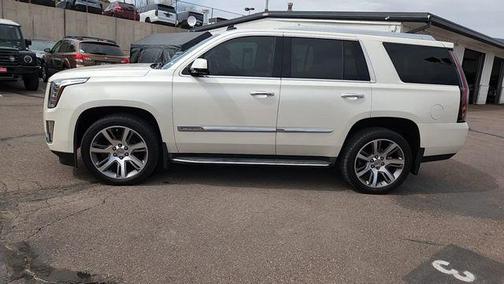 2015 Cadillac Escalade Luxury