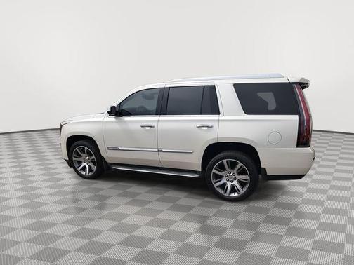 White Diamond Tricoat 2015 Cadillac Escalade Luxury