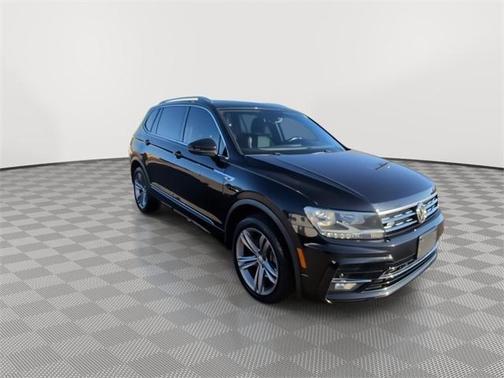 2019 Volkswagen Tiguan 2.0T SEL R-Line 4MOTION