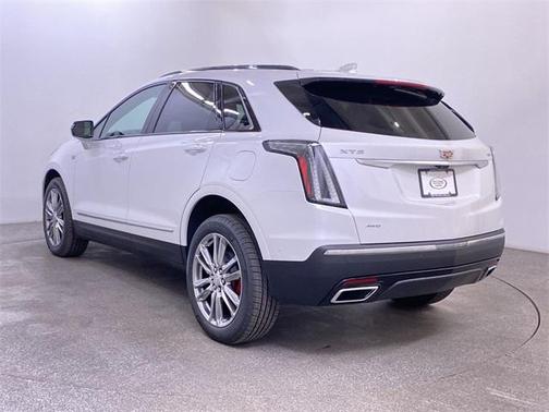 2025 Cadillac XT5 Sport