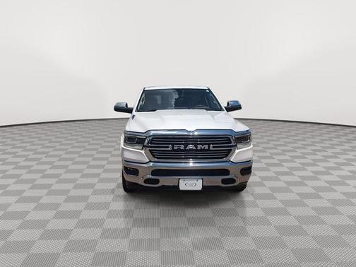 Ivory White Tri-Coat Pearlcoat 2020 RAM 1500 Laramie
