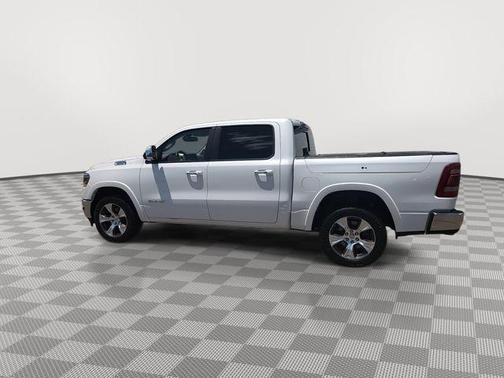 Ivory White Tri-Coat Pearlcoat 2020 RAM 1500 Laramie