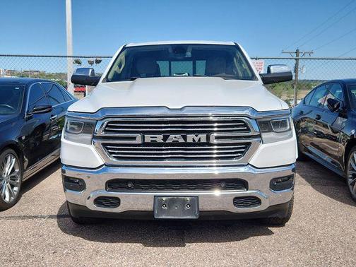Ivory White Tri-Coat Pearlcoat 2020 RAM 1500 Laramie