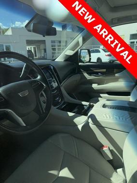 2018 Cadillac Escalade Luxury