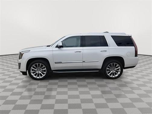 2018 Cadillac Escalade Luxury