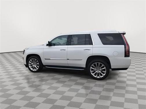 2018 Cadillac Escalade Luxury