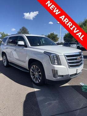 2018 Cadillac Escalade Luxury