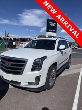 2018 Cadillac Escalade Luxury