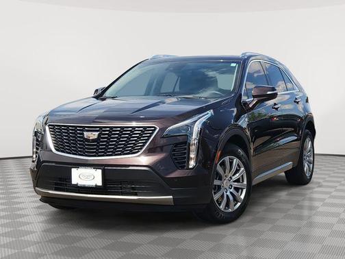 Garnet Metallic 2021 Cadillac XT4 Premium Luxury