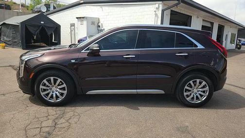Garnet Metallic 2021 Cadillac XT4 Premium Luxury