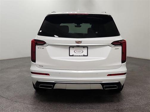 2022 Cadillac XT6 Premium Luxury AWD