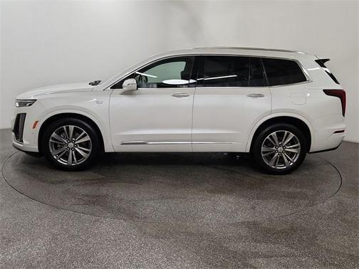 2022 Cadillac XT6 Premium Luxury AWD
