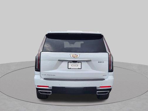 Vibrant White Tricoat 2026 Cadillac Escalade ESV Luxury