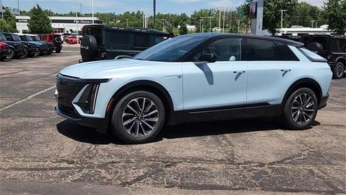2025 Cadillac LYRIQ Sport