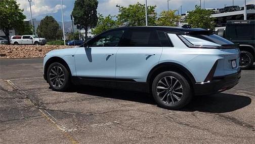 2025 Cadillac LYRIQ Sport