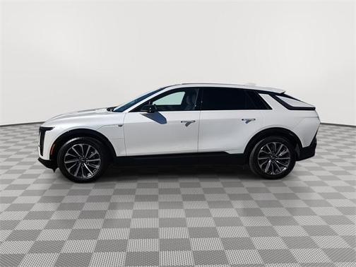 2024 Cadillac LYRIQ Sport