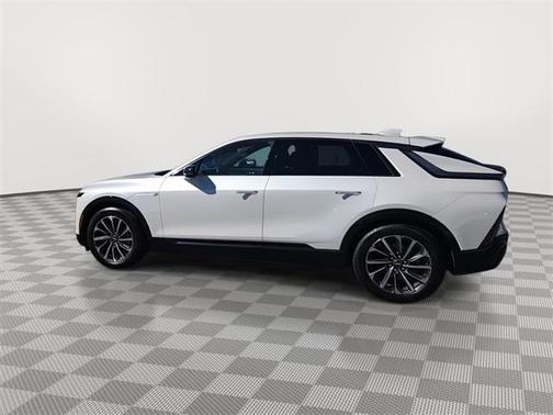 2024 Cadillac LYRIQ Sport