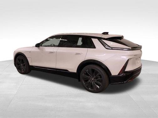 Crystal White Tricoat 2025 Cadillac LYRIQ Sport