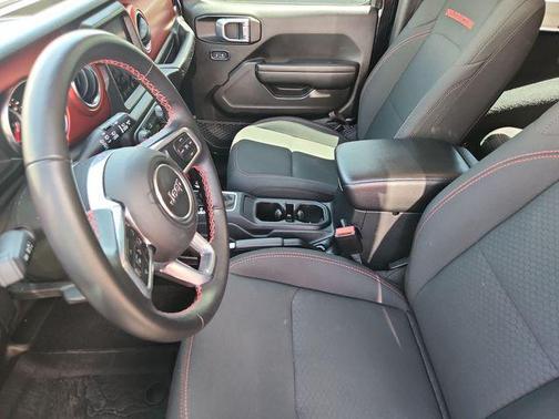 Black Clearcoat 2021 Jeep Wrangler Rubicon