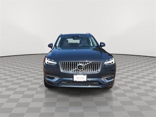 2024 Volvo XC90 Recharge Plug-In Hybrid T8 Plus Bright Theme 7-Seater