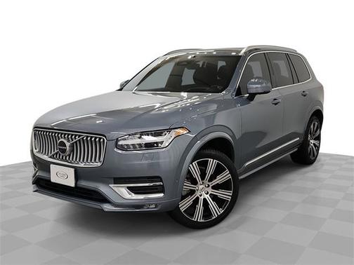 2023 Volvo XC90 B6 Ultimate 7-Seater