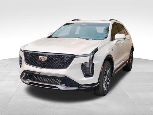 Crystal White Tricoat 2024 Cadillac XT4 Sport