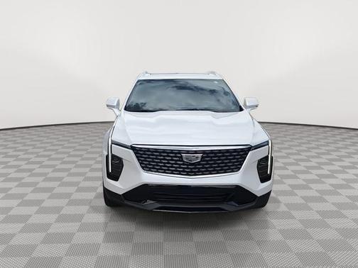 Crystal White Tricoat 2024 Cadillac XT4 Premium Luxury