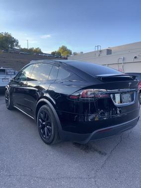 2022 Tesla Model X Dual Motor All-Wheel Drive