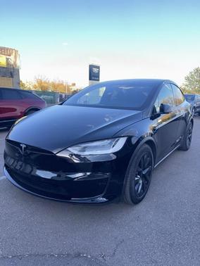 2022 Tesla Model X Dual Motor All-Wheel Drive