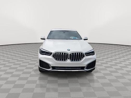 Mineral White Metallic 2023 BMW X6 xDrive40i
