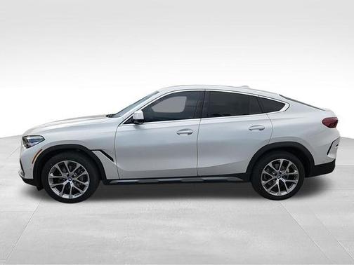Mineral White Metallic 2023 BMW X6 xDrive40i