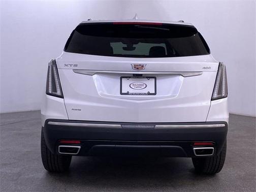 2025 Cadillac XT5 Sport