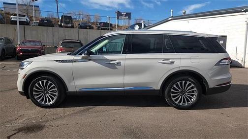 2022 Lincoln Aviator Standard AWD