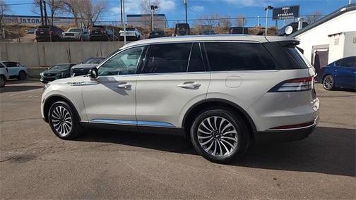 2022 Lincoln Aviator Standard AWD