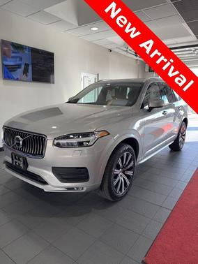2023 Volvo XC90 B6 Core