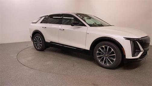2025 Cadillac LYRIQ Sport