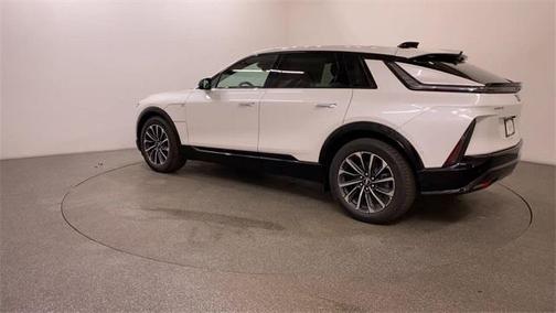 2025 Cadillac LYRIQ Sport