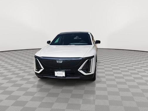 Crystal White Tricoat 2024 Cadillac LYRIQ Sport