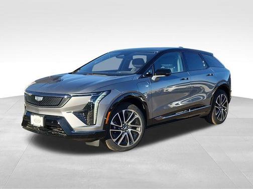 Argent Silver Metallic 2025 Cadillac OPTIQ Sport 1 AWD