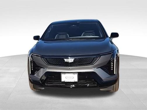 Argent Silver Metallic 2025 Cadillac OPTIQ Sport 1 AWD