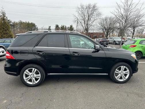 2015 Mercedes-Benz M-Class 4MATIC