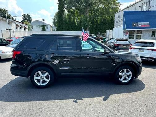 2018 Ford Explorer Base