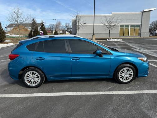 2017 Subaru Impreza 2.0i Premium