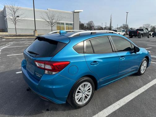 2017 Subaru Impreza 2.0i Premium