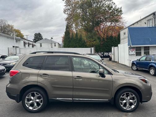 2017 Subaru Forester 2.5i Touring